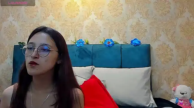 Snapshot of AddisonMars chatting on December 22, 3:44 am AddisonMars online show from December 22, 3:44 am