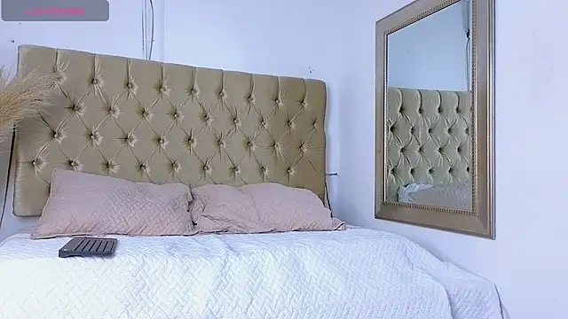 Snapshot of ened_nessa chatting on January 16, 4:38 am ened nessa online show from January 16, 4:38 am