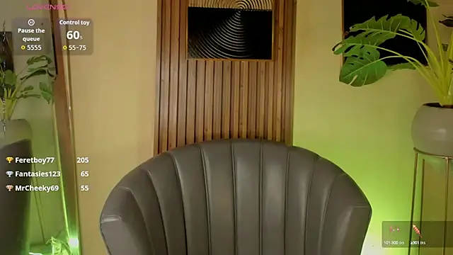 Snapshot of ened_nessa chatting on October 10, 1:10 pm ened nessa online show from October 10, 1:10 pm