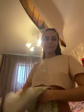 Snapshot of Burning_girlss chatting on December 23, 4:22 am Burning girlss online show from December 23, 4:22 am