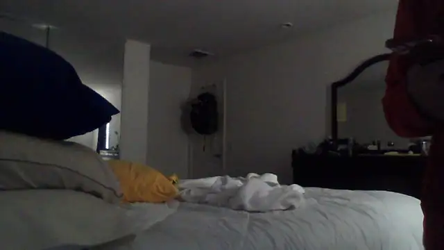 2Fly4Guy online show from December 5, 5:17 pm