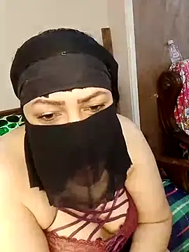 Snapshot of Osha10 chatting on December 3, 11:44 am Osha10 online show from December 3, 11:44 am