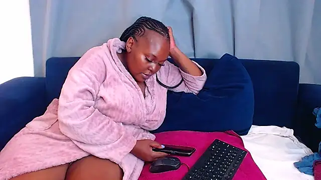 Snapshot of CHERRYYUMMY chatting on September 28, 4:23 pm CHERRYYUMMY online show from September 28, 4:23 pm