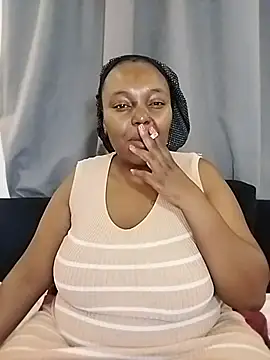 Snapshot of CHERRYYUMMY chatting on October 23, 8:57 am CHERRYYUMMY online show from October 23, 8:57 am