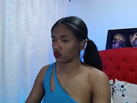 MISSANDRE4 online show from December 29, 2:21 pm