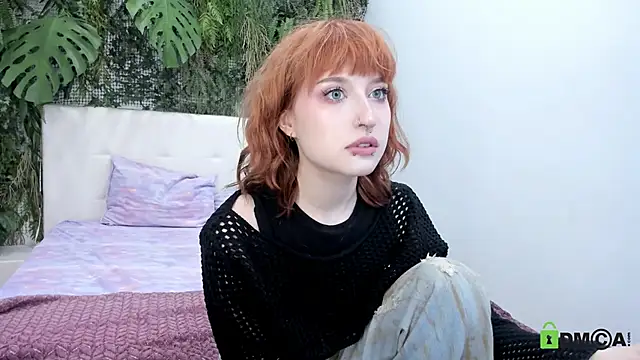 Snapshot of ElizaNik_ chatting on September 30, 5:23 am ElizaNik online show from September 30, 5:23 am