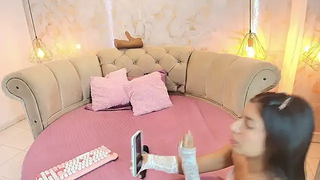 khloeblake online show from September 25, 5:11 am