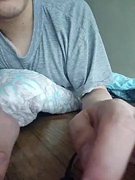 Snapshot of wlalsdldb112 chatting on February 4, 6:25 am wlalsdldb112 online show from February 4, 6:25 am