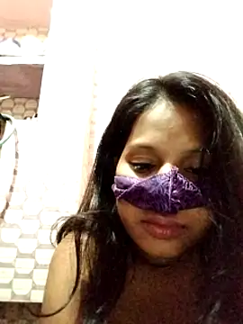 Shivani Tivari online show from February 14, 9:10 pm