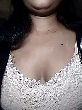 Shivani Tivari online show from December 1, 5:40 pm