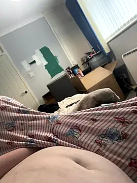 Snapshot of AmberTaylorXxx chatting on December 21, 11:06 am AmberTaylorXxx online show from December 21, 11:06 am