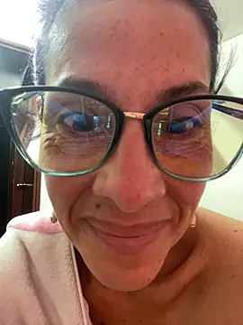 Goddess-Love- online show from November 19, 9:20 am