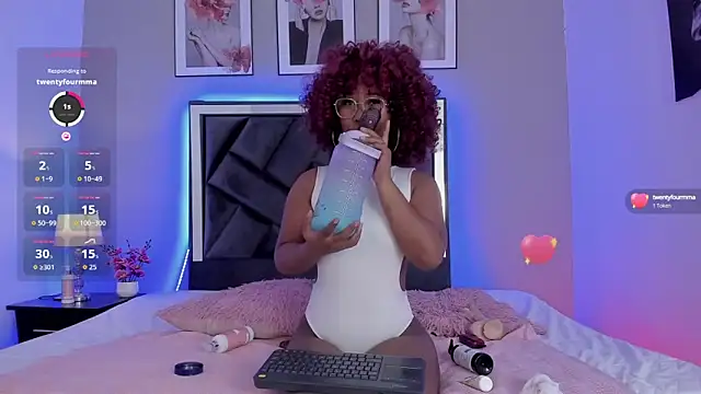 RachellEbony online show from September 13, 11:54 am