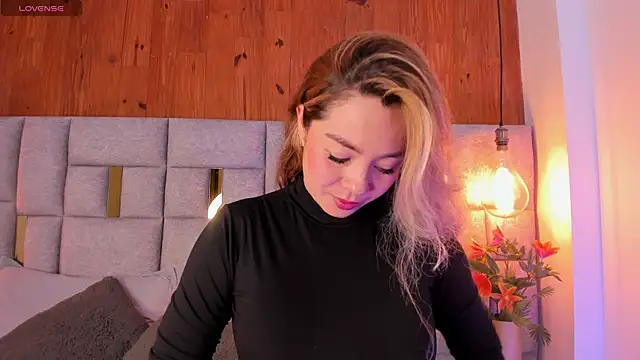 Snapshot of Saori_newman chatting on January 7, 12:31 pm Saori newman online show from January 7, 12:31 pm