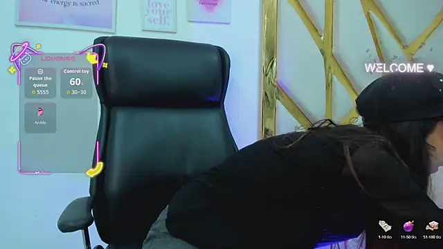 Goddess  Lilith online show from November 18, 2:50 am