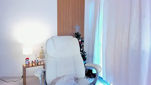 Snapshot of _Sam_sexy_ chatting on December 27, 8:28 pm Sam sexy online show from December 27, 8:28 pm