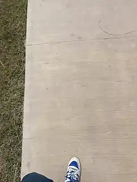 Snapshot of mylovetr1 chatting on February 11, 7:27 pm mylovetr1 online show from February 11, 7:27 pm