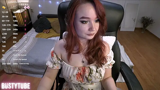 BUSTYTUBE online show from February 4, 3:40 pm