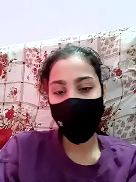 Snapshot of magicmoment00786 chatting on December 2, 10:28 am magicmoment00786 online show from December 2, 10:28 am