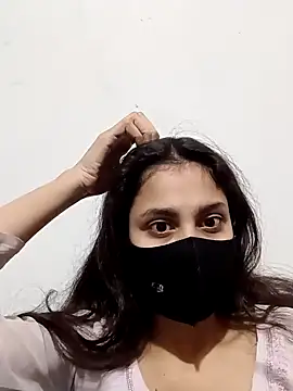 Snapshot of magicmoment00786 chatting on December 17, 5:15 pm magicmoment00786 online show from December 17, 5:15 pm