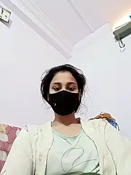 Snapshot of magicmoment00786 chatting on December 22, 6:17 am magicmoment00786 online show from December 22, 6:17 am