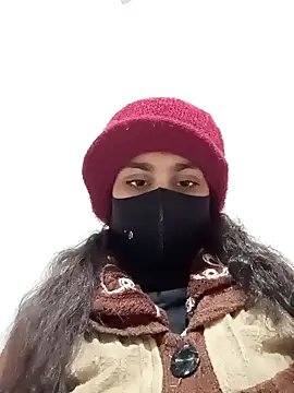 Snapshot of magicmoment00786 chatting on December 31, 4:35 pm magicmoment00786 online show from December 31, 4:35 pm