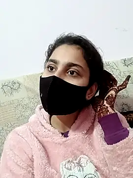 Snapshot of magicmoment00786 chatting on January 18, 10:49 am magicmoment00786 online show from January 18, 10:49 am