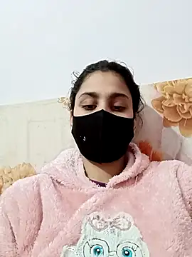 Snapshot of magicmoment00786 chatting on January 19, 10:17 am magicmoment00786 online show from January 19, 10:17 am