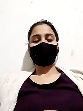 Snapshot of magicmoment00786 chatting on January 26, 3:36 pm magicmoment00786 online show from January 26, 3:36 pm