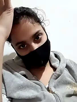 Snapshot of magicmoment00786 chatting on January 31, 4:27 pm magicmoment00786 online show from January 31, 4:27 pm