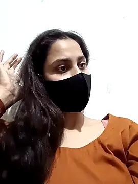 Snapshot of magicmoment00786 chatting on February 21, 5:20 pm magicmoment00786 online show from February 21, 5:20 pm