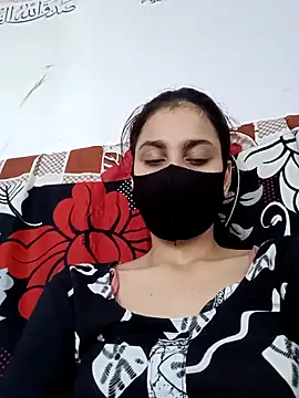 Snapshot of magicmoment00786 chatting on September 13, 9:20 am magicmoment00786 online show from September 13, 9:20 am