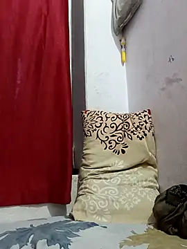 Snapshot of magicmoment00786 chatting on September 16, 12:39 pm magicmoment00786 online show from September 16, 12:39 pm