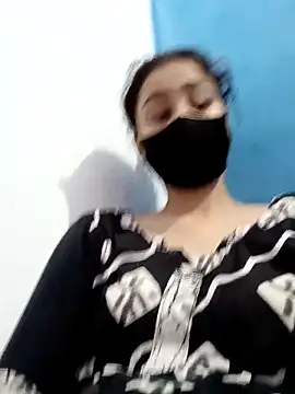 Snapshot of magicmoment00786 chatting on September 23, 7:55 am magicmoment00786 online show from September 23, 7:55 am