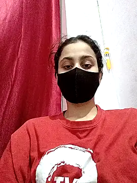 Snapshot of magicmoment00786 chatting on October 4, 5:44 pm magicmoment00786 online show from October 4, 5:44 pm