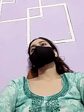 Snapshot of magicmoment00786 chatting on October 31, 7:09 am magicmoment00786 online show from October 31, 7:09 am