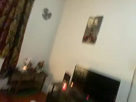 Snapshot of mackmillandhisjills chatting on January 12, 11:07 am mackmillandhisjills online show from January 12, 11:07 am