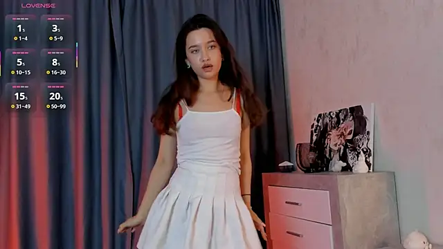 EmeliaReaper online show from September 11, 5:02 pm