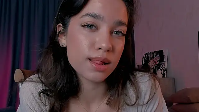 EmeliaReaper online show from October 14, 8:31 pm