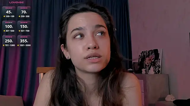 EmeliaReaper online show from October 15, 10:10 pm