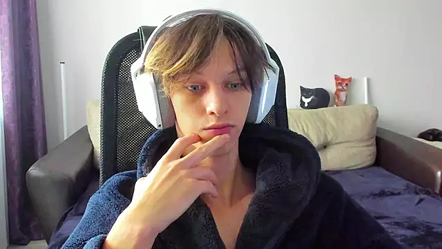 Ostin meow online show from October 22, 6:35 am