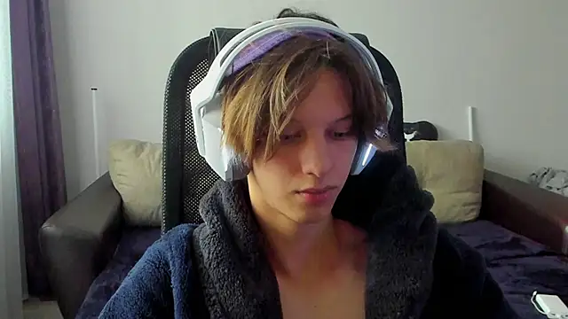 Ostin meow online show from November 10, 4:00 am