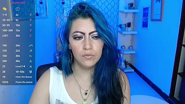 scarleth blue online show from February 7, 3:12 am