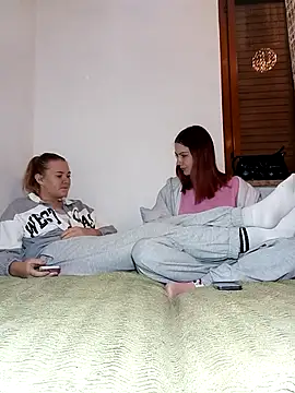 ella grays online show from October 21, 5:46 pm