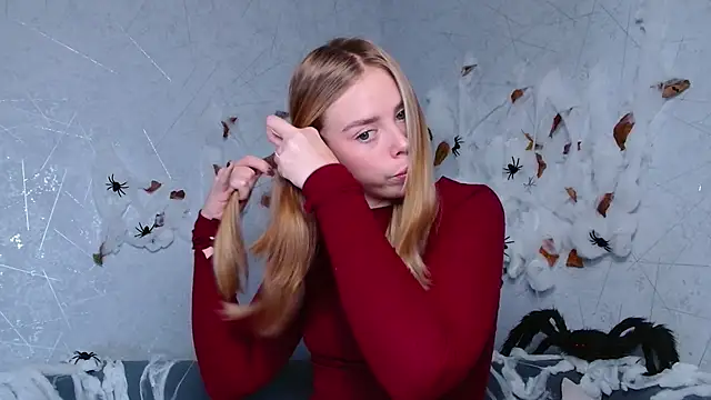 Snapshot of sofiaa_here chatting on October 30, 12:34 am sofiaa here online show from October 30, 12:34 am