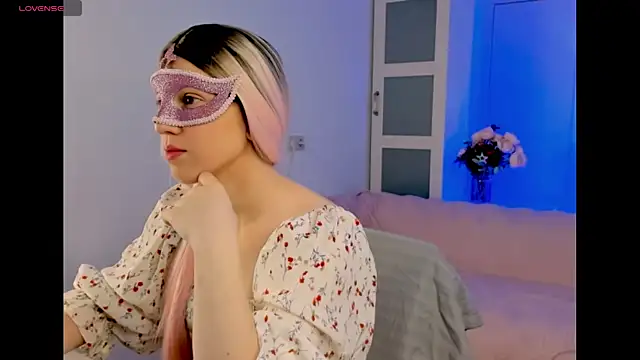 Snapshot of jeancolex chatting on December 5, 5:04 am jeancolex online show from December 5, 5:04 am