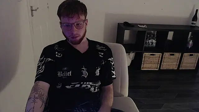 Snapshot of PrettyGinger chatting on January 5, 6:56 pm PrettyGinger online show from January 5, 6:56 pm