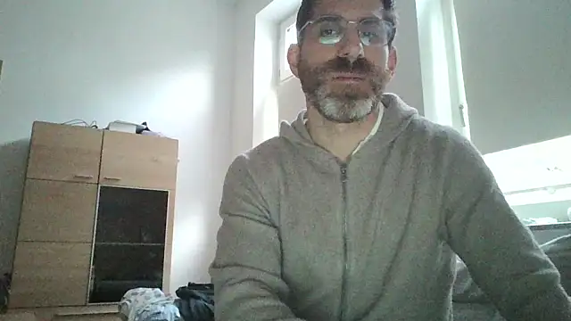 alcatraz009 online show from October 9, 4:27 pm