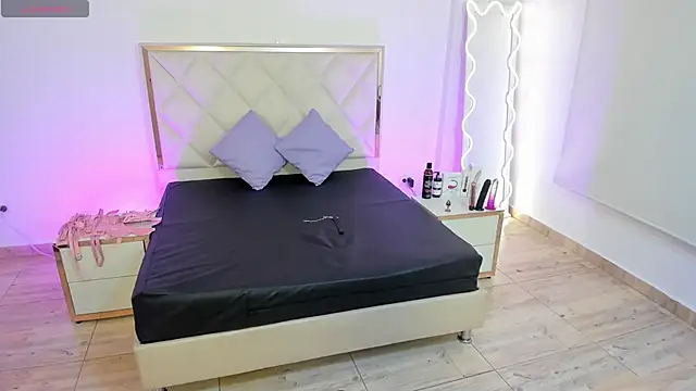 Snapshot of Andy_tay1 chatting on February 12, 3:29 am Andy tay1 online show from February 12, 3:29 am