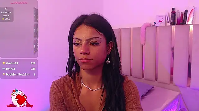 Snapshot of Andy_tay1 chatting on March 21, 9:34 am Andy tay1 online show from March 21, 9:34 am